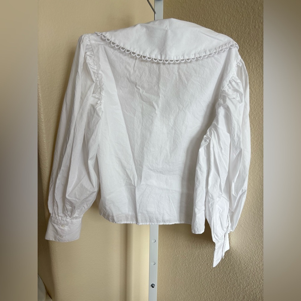 Zara Long Sleeve Peter Pan Collar Button-down Top in White - Size XS - Picture 3 of 3